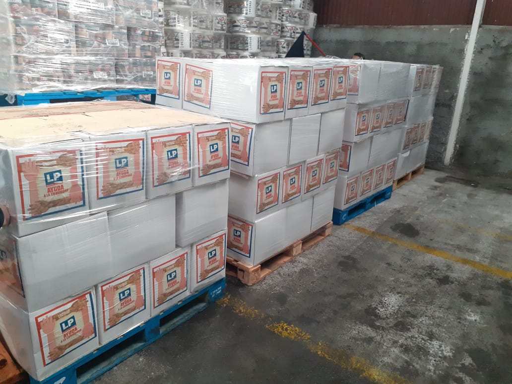 Donamos cajas de alimentos para familias afectadas por la pandemia - LP ...